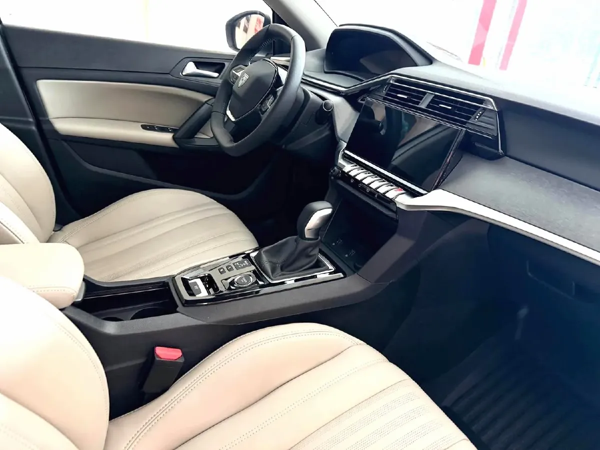 2024 Peugeot 408 1.5T 173HP L4 6AT,autocango,china used car exporter,china ev exporter,chinese used car exporter,chinese used ev exporter