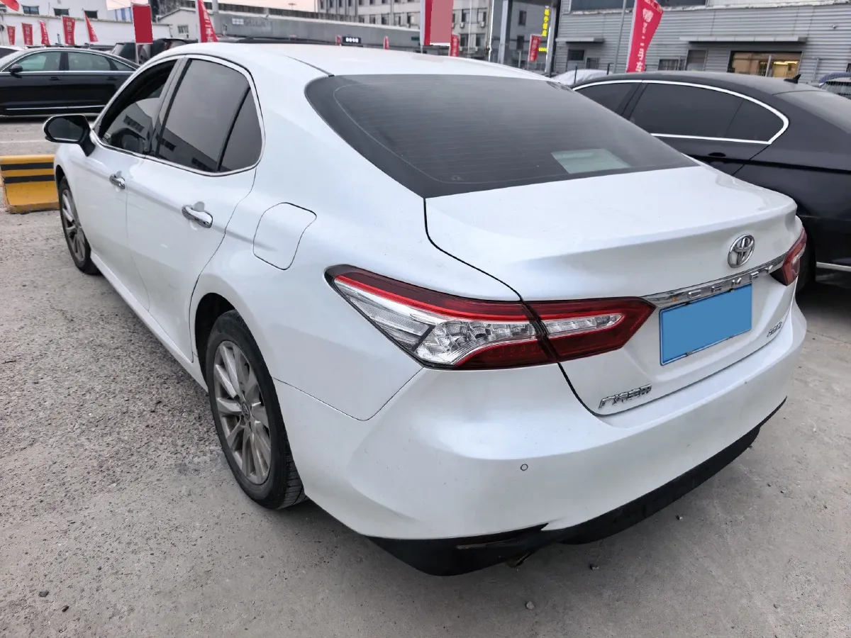 2019 Toyota Camry 2.0L 178HP L4 CVT,autocango,china used car exporter,china ev exporter,chinese used car exporter,chinese used ev exporter
