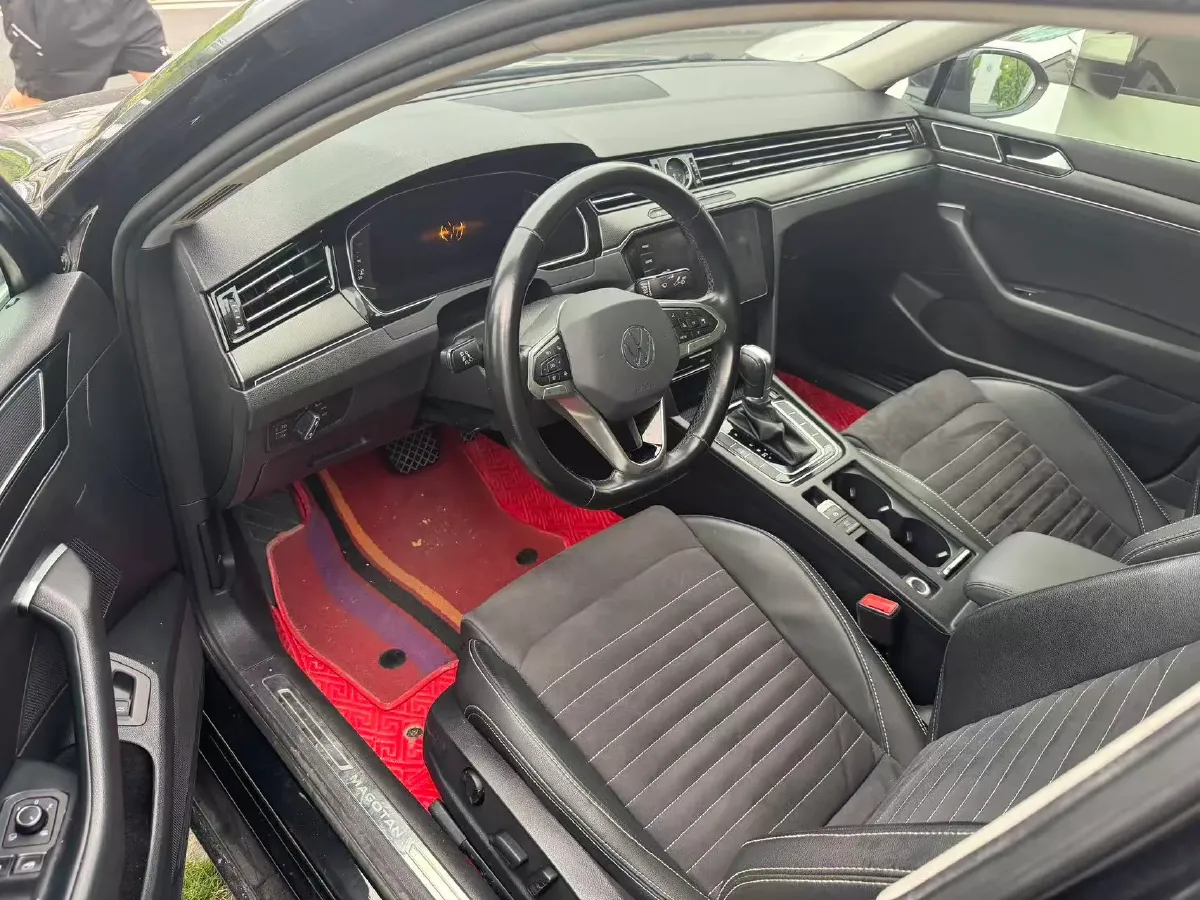 2020 Volkswagen Magotan 2.0T 186HP L4 7DCT,autocango,china used car exporter,china ev exporter,chinese used car exporter,chinese used ev exporter