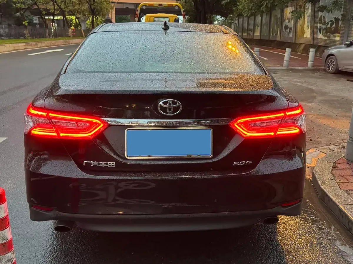 2021 Toyota Camry 2.0L 178HP L4 CVT,autocango,china used car exporter,china ev exporter,chinese used car exporter,chinese used ev exporter