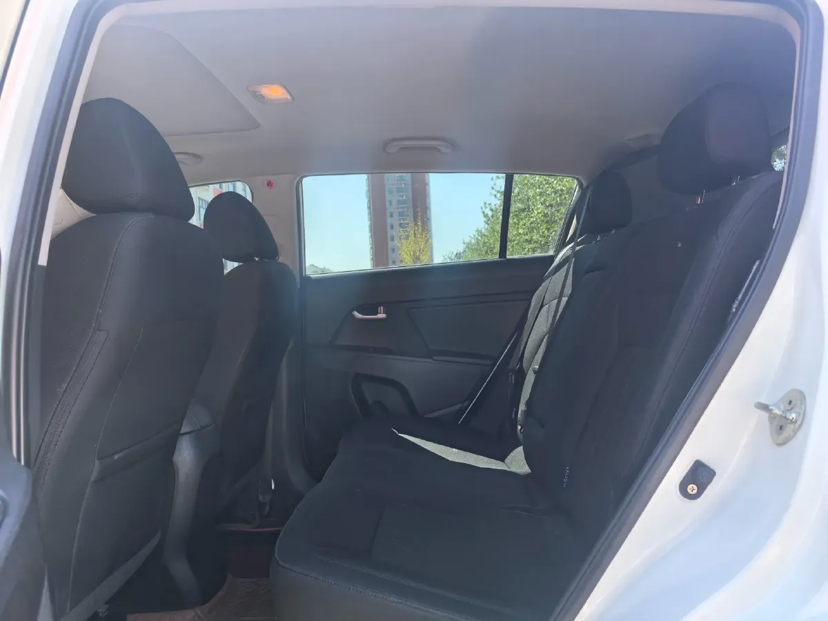 2016 Kia Sportage R 2.0L 165HP L4 6AT,autocango,china used car exporter,china ev exporter,chinese used car exporter,chinese used ev exporter