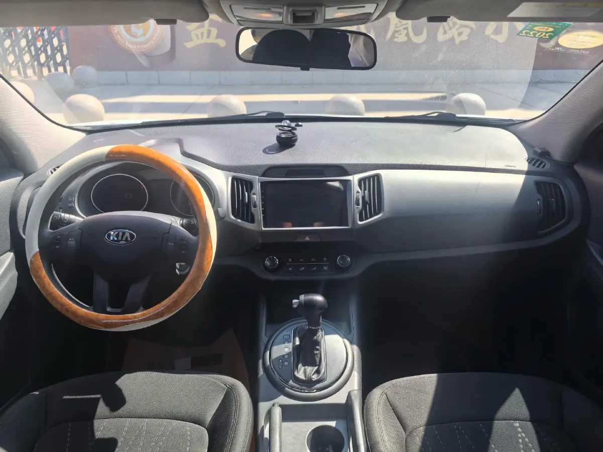 2016 Kia Sportage R 2.0L 165HP L4 6AT,autocango,china used car exporter,china ev exporter,chinese used car exporter,chinese used ev exporter