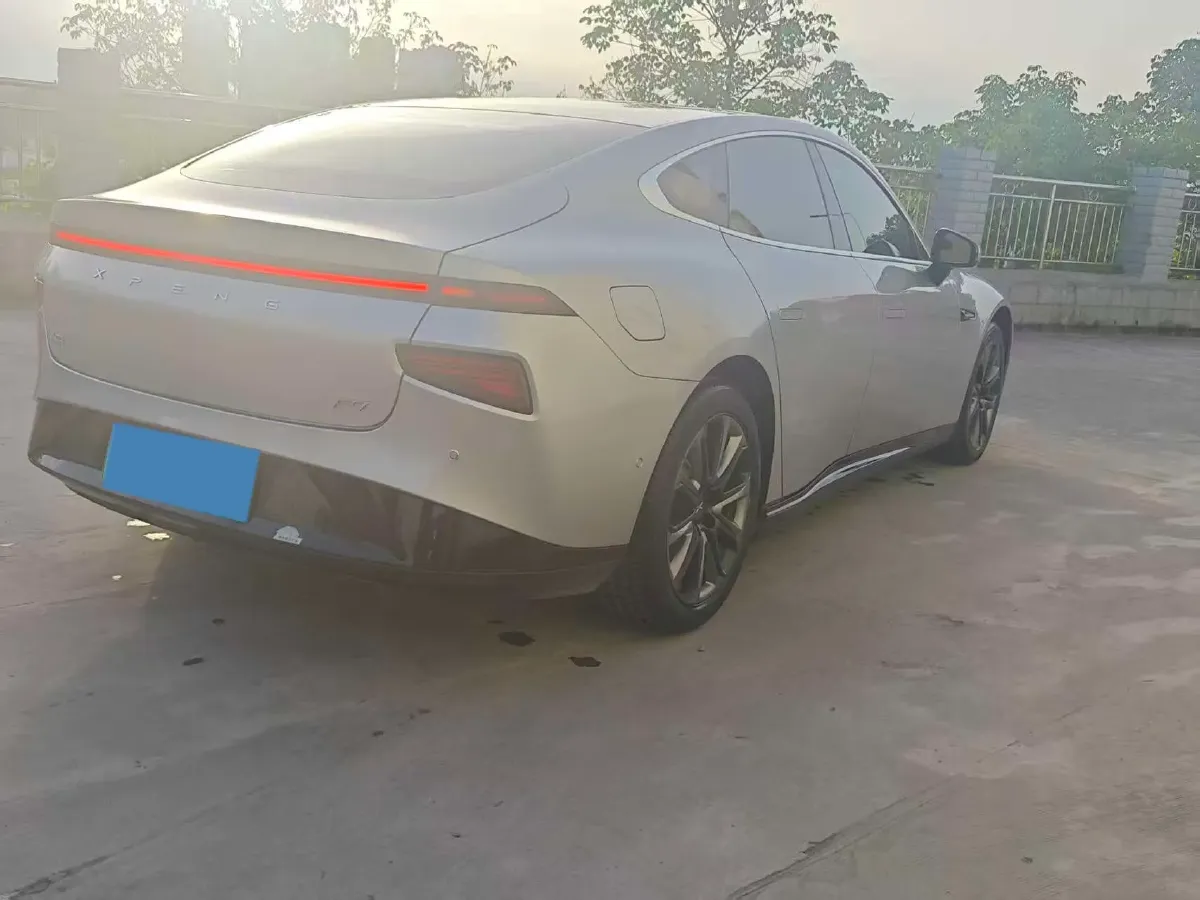 2020 Xpeng P7 BEV 70.8KWH,autocango,china used car exporter,china ev exporter,chinese used car exporter,chinese used ev exporter