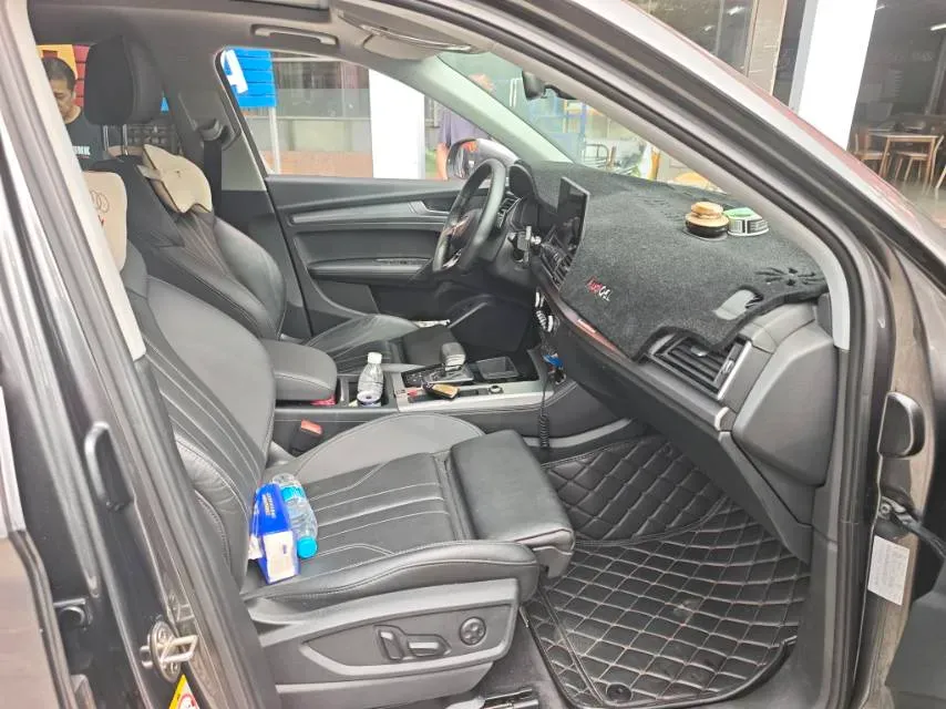 2022 Audi Q5L 2.0T 190HP L4 7DCT,autocango,china used car exporter,china ev exporter,chinese used car exporter,chinese used ev exporter