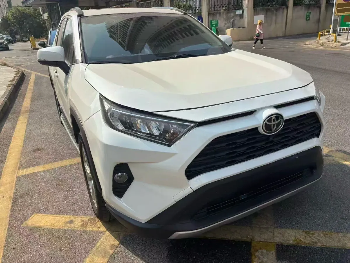 2020 Toyota RAV4 2.0L 171HP L4 CVT,autocango,china used car exporter,china ev exporter,chinese used car exporter,chinese used ev exporter