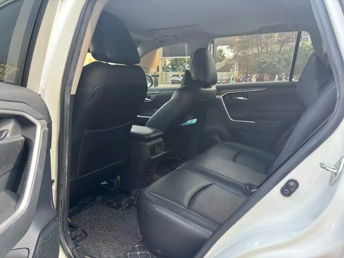 2020 Toyota RAV4 2.0L 171HP L4 CVT,autocango,china used car exporter,china ev exporter,chinese used car exporter,chinese used ev exporter