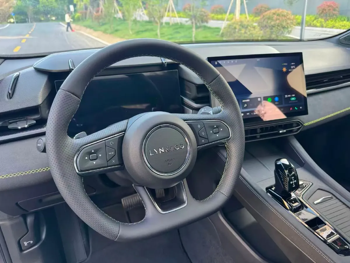 2023 Haval H5 2.0T 224HP L4 8AT,autocango,china used car exporter,china ev exporter,chinese used car exporter,chinese used ev exporter