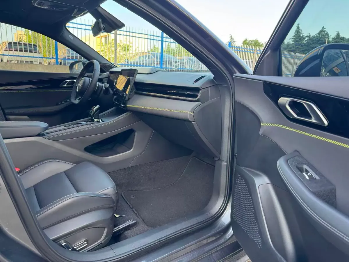 2023 Haval H5 2.0T 224HP L4 8AT,autocango,china used car exporter,china ev exporter,chinese used car exporter,chinese used ev exporter