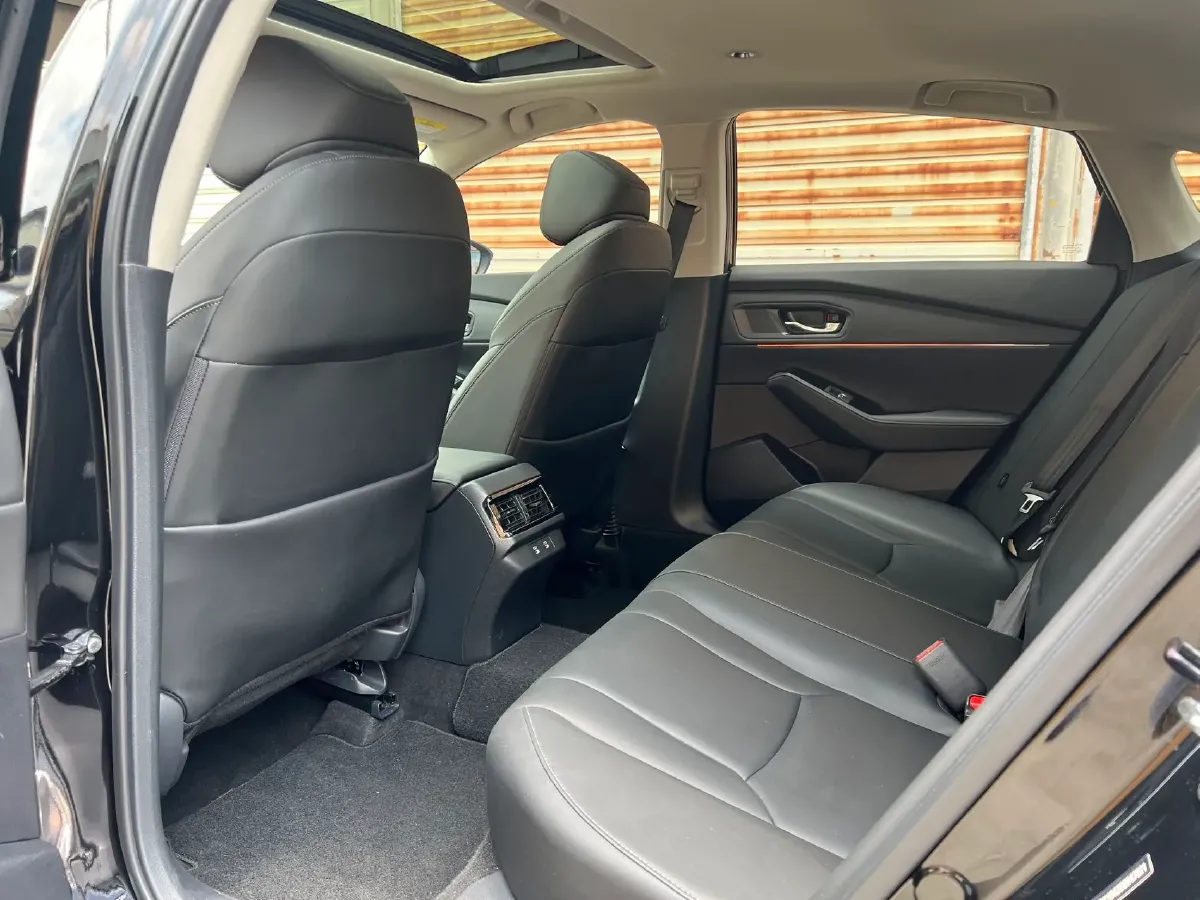 2025 Honda Accord 1.5T 192HP L4 CVT,autocango,china used car exporter,china ev exporter,chinese used car exporter,chinese used ev exporter