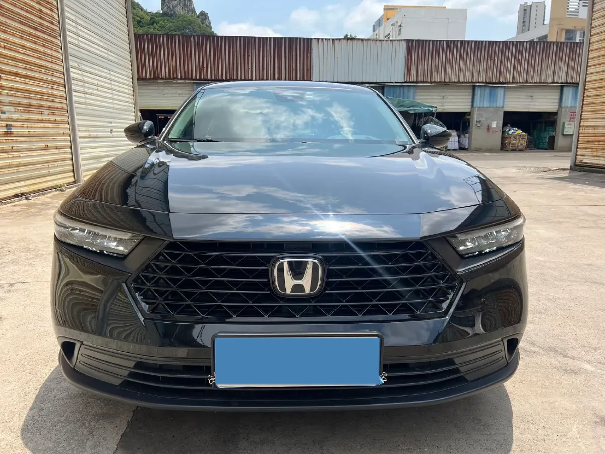 2025 Honda Accord 1.5T 192HP L4 CVT,autocango,china used car exporter,china ev exporter,chinese used car exporter,chinese used ev exporter
