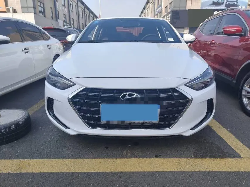 2019 Hyundai Elantra 1.5L 115HP L4 CVT,autocango,china used car exporter,china ev exporter,chinese used car exporter,chinese used ev exporter