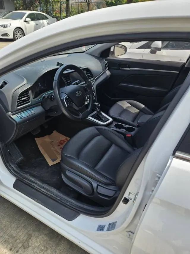 2019 Hyundai Elantra 1.5L 115HP L4 CVT,autocango,china used car exporter,china ev exporter,chinese used car exporter,chinese used ev exporter