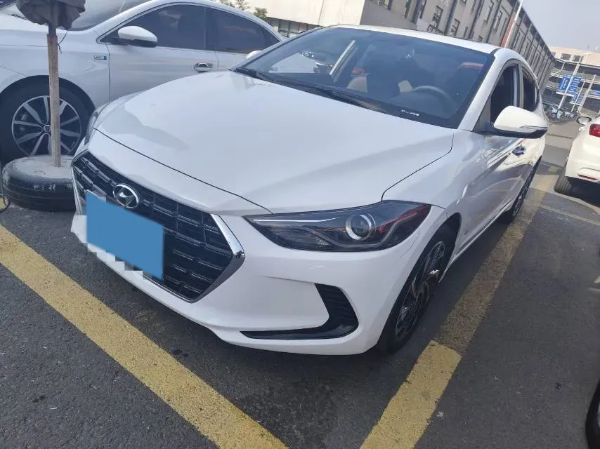 2019 Hyundai Elantra 1.5L 115HP L4 CVT,autocango,china used car exporter,china ev exporter,chinese used car exporter,chinese used ev exporter