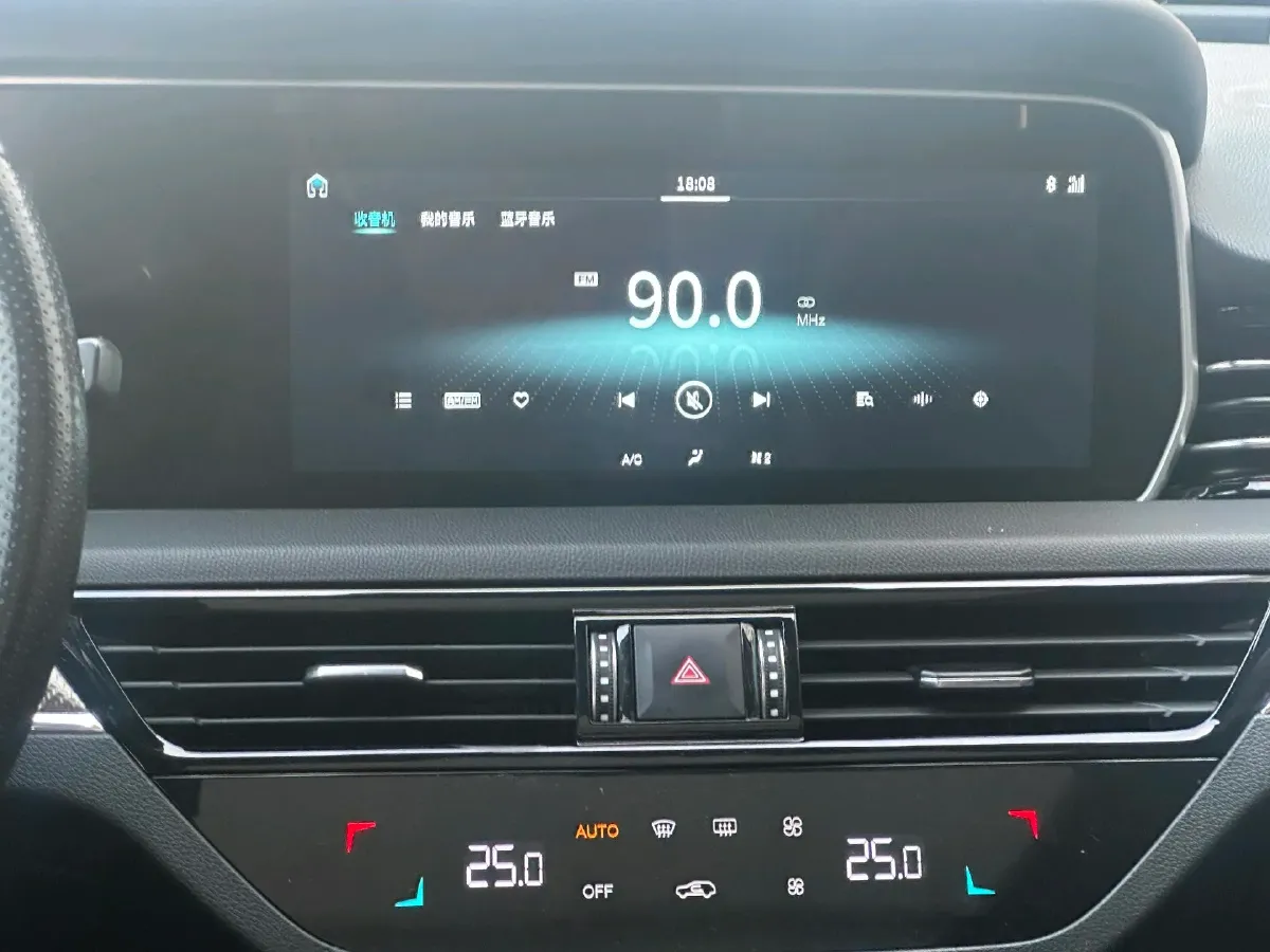 2019 HongQi HS5 2.0T 224HP L4 6AT,autocango,china used car exporter,china ev exporter,chinese used car exporter,chinese used ev exporter