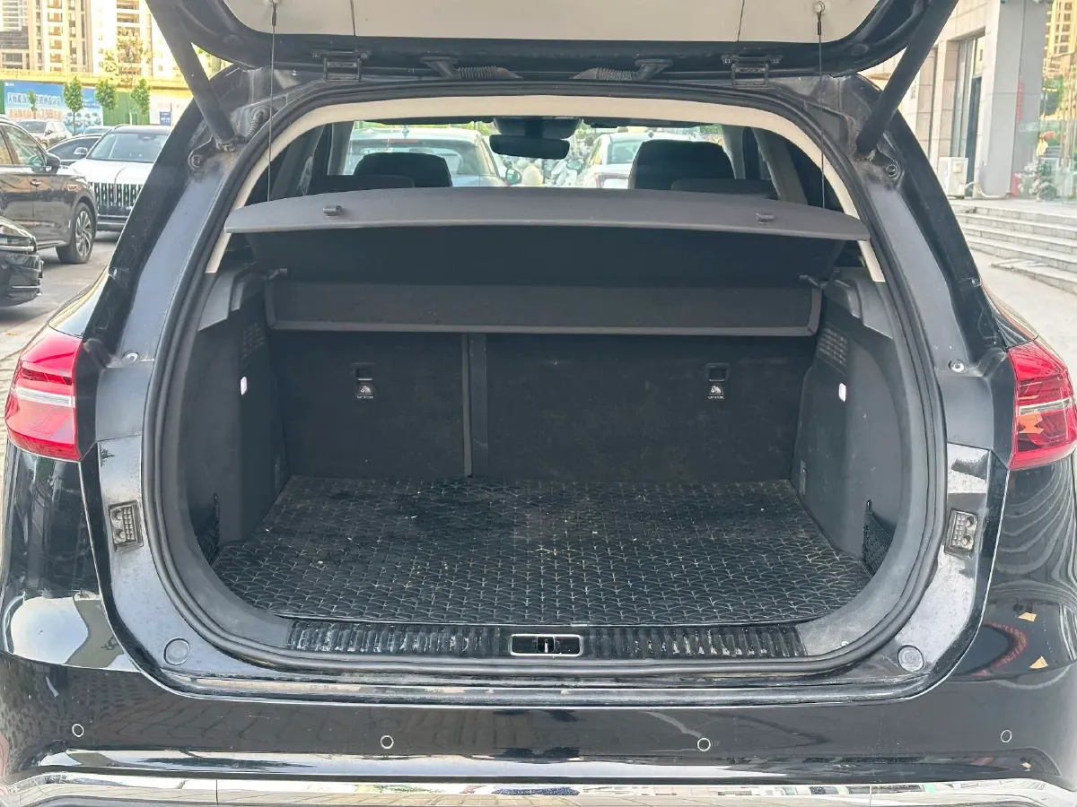 2019 HongQi HS5 2.0T 224HP L4 6AT,autocango,china used car exporter,china ev exporter,chinese used car exporter,chinese used ev exporter