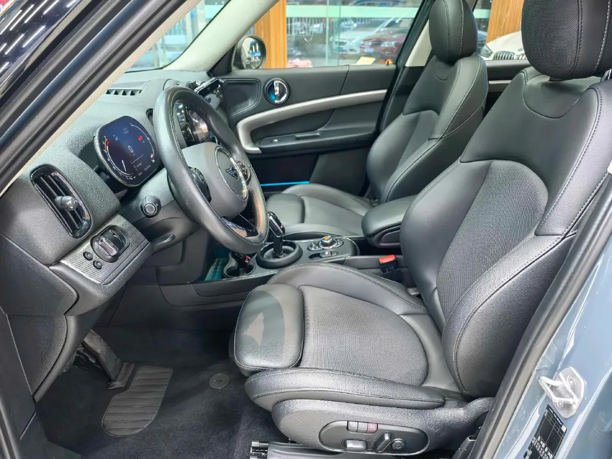 2021 MINI COUNTRYMAN 1.5T 136HP L3 8AT,autocango,china used car exporter,china ev exporter,chinese used car exporter,chinese used ev exporter