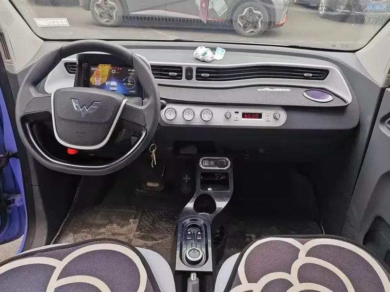 2022 WuLing HongGuang MINI EV BEV 13.9KWH,autocango,china used car exporter,china ev exporter,chinese used car exporter,chinese used ev exporter