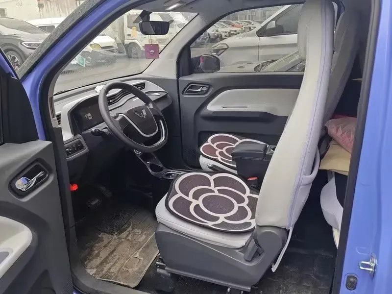 2022 WuLing HongGuang MINI EV BEV 13.9KWH,autocango,china used car exporter,china ev exporter,chinese used car exporter,chinese used ev exporter