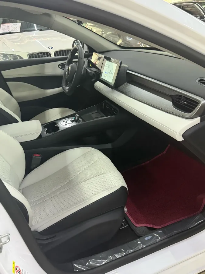 2025 BYD Seal05 DM-i 1.5L 101HP L4 E-CVT PHEV 7.68KWH,autocango,china used car exporter,china ev exporter,chinese used car exporter,chinese used ev exporter