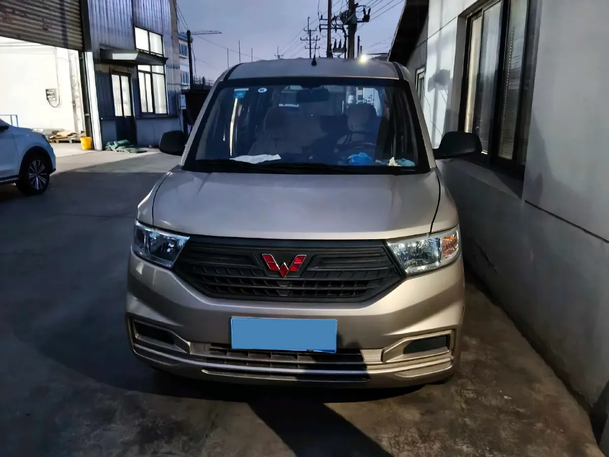 2022 JinBei Little Sea Lion X30 1.5L 102HP L4 5MT,autocango,china used car exporter,china ev exporter,chinese used car exporter,chinese used ev exporter