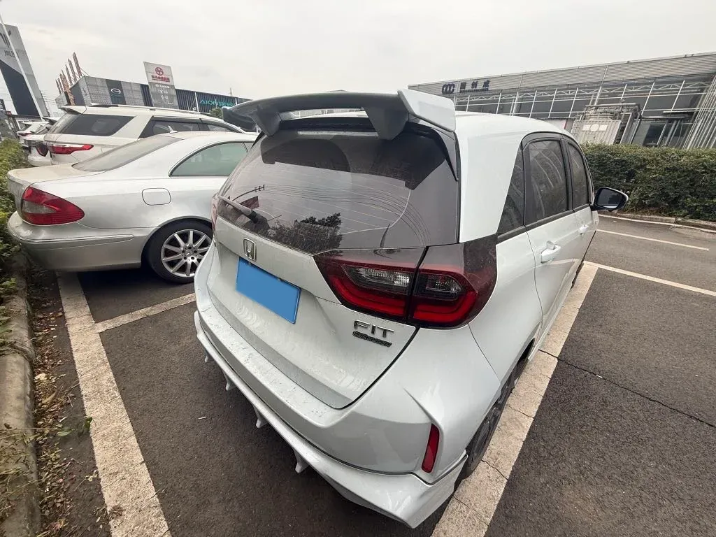 2022 Honda Fit 1.5L 131HP L4 CVT,autocango,china used car exporter,china ev exporter,chinese used car exporter,chinese used ev exporter