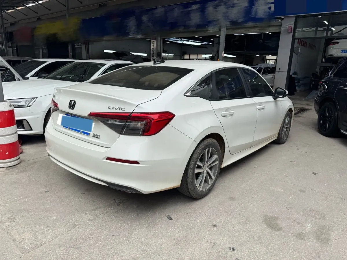 2023 Honda Civic 1.5T 182HP L4 CVT,autocango,china used car exporter,china ev exporter,chinese used car exporter,chinese used ev exporter
