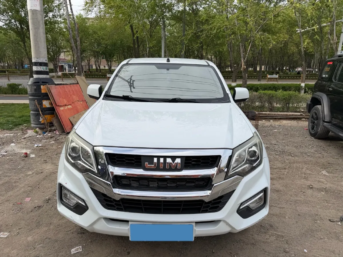 2022 Isuzu RE-MAX Jim 2.8T 120HP L4 5MT,autocango,china used car exporter,china ev exporter,chinese used car exporter,chinese used ev exporter
