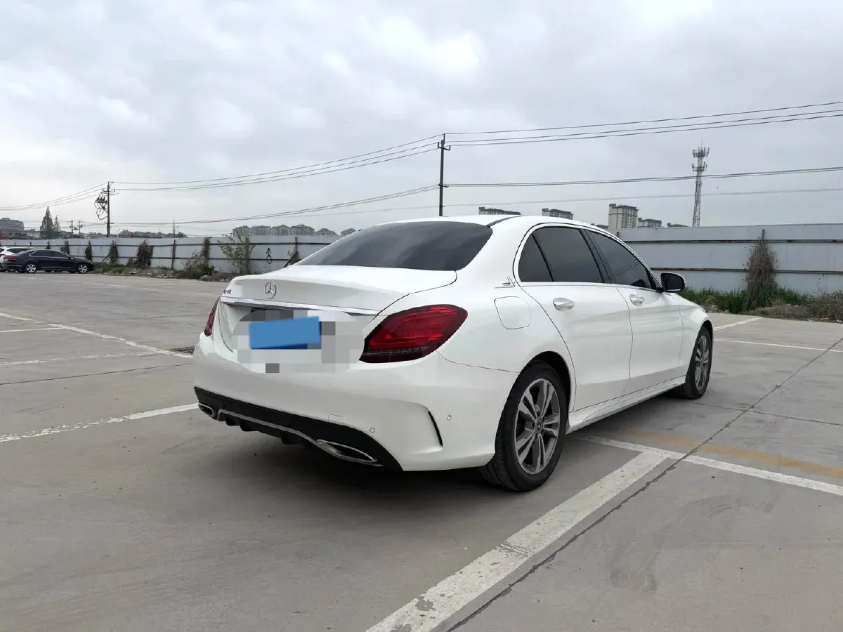 2020 Mercedes-Benz C Class 1.5T 156HP L4 9AT,autocango,china used car exporter,china ev exporter,chinese used car exporter,chinese used ev exporter