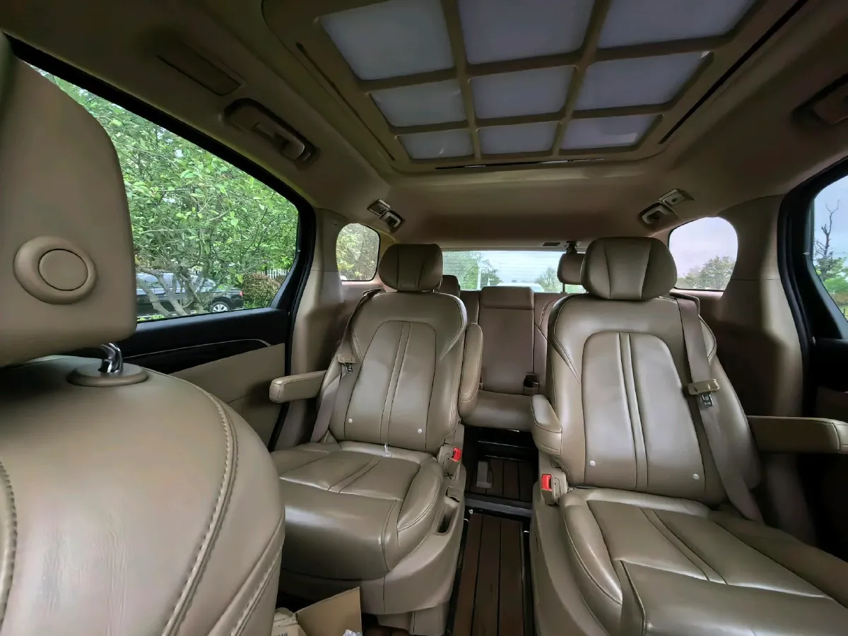 2020 Buick GL8 2.0T 237HP L4 9AT,autocango,china used car exporter,china ev exporter,chinese used car exporter,chinese used ev exporter