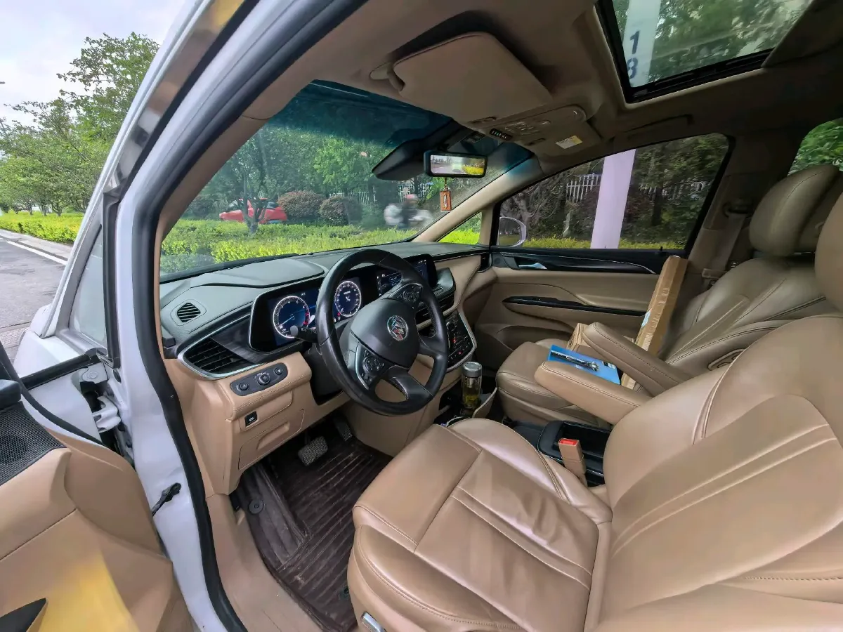 2020 Buick GL8 2.0T 237HP L4 9AT,autocango,china used car exporter,china ev exporter,chinese used car exporter,chinese used ev exporter