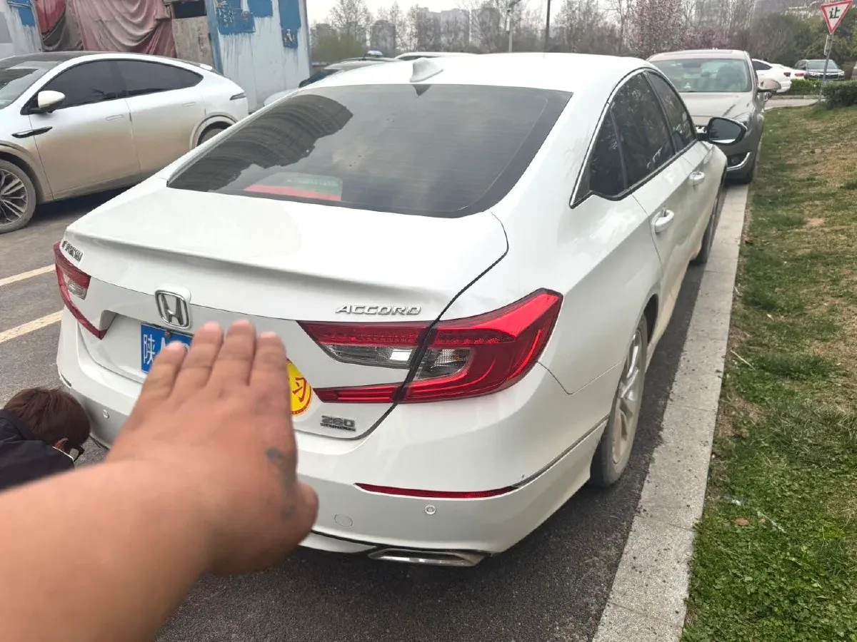 2018 Honda Accord 1.5T 194HP L4 CVT,autocango,china used car exporter,china ev exporter,chinese used car exporter,chinese used ev exporter