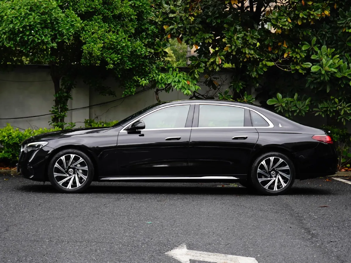 2024 Mercedes-Benz E Class 2.0T 258HP L4 9AT,autocango,china used car exporter,china ev exporter,chinese used car exporter,chinese used ev exporter