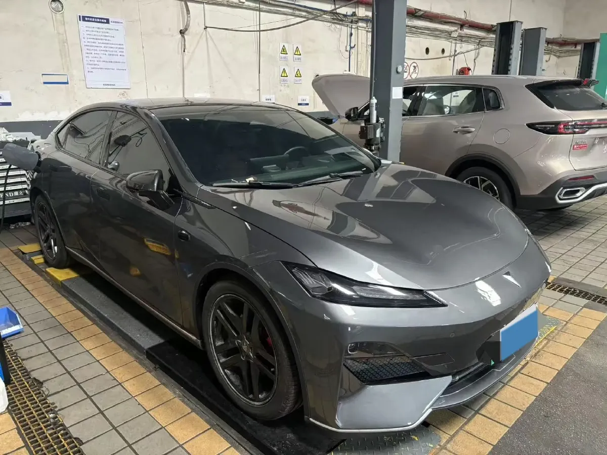 2022 DongFeng Forthing LingZhi EV BEV 68.4KWH,autocango,china used car exporter,china ev exporter,chinese used car exporter,chinese used ev exporter