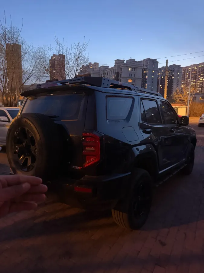 2024 Tank 400 2.0T 252HP L4 9AT PHEV 36.7/37.1KWH,autocango,china used car exporter,china ev exporter,chinese used car exporter,chinese used ev exporter