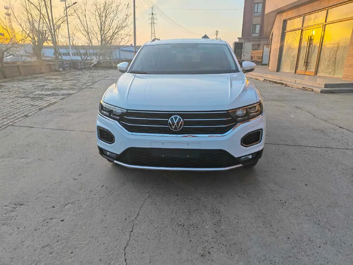 2021 Volkswagen T-Roc 1.4T 150HP L4 7DCT,autocango,china used car exporter,china ev exporter,chinese used car exporter,chinese used ev exporter