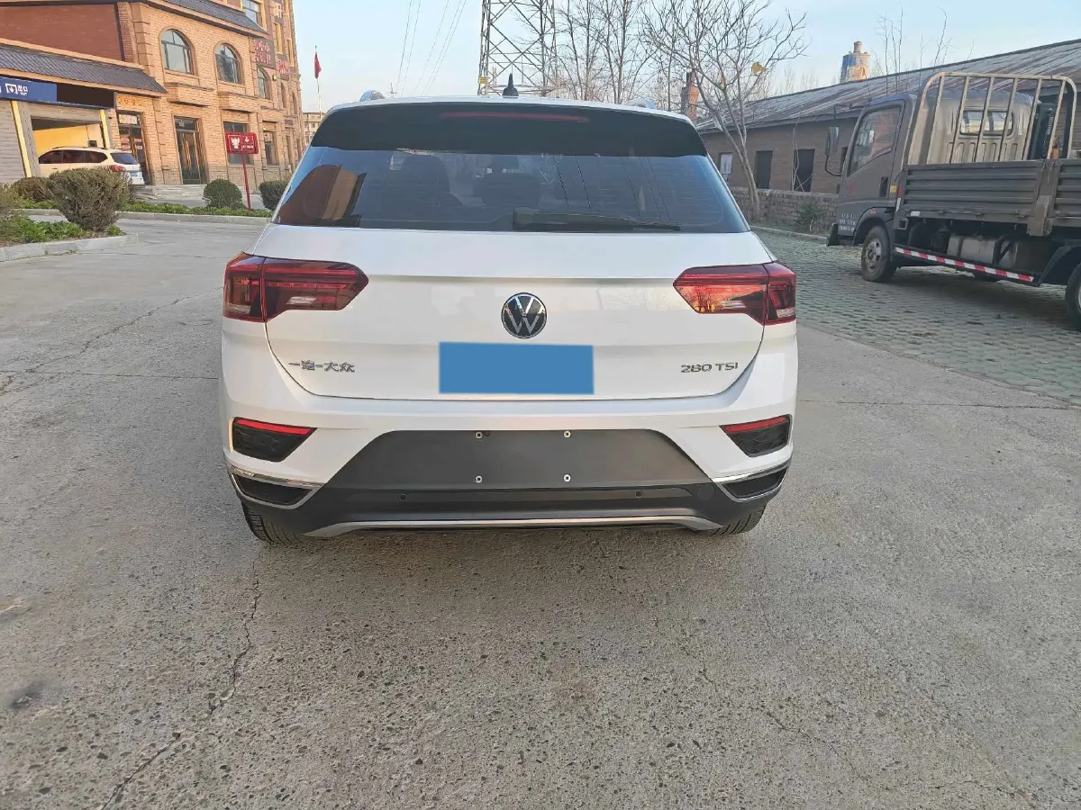 2021 Volkswagen T-Roc 1.4T 150HP L4 7DCT,autocango,china used car exporter,china ev exporter,chinese used car exporter,chinese used ev exporter
