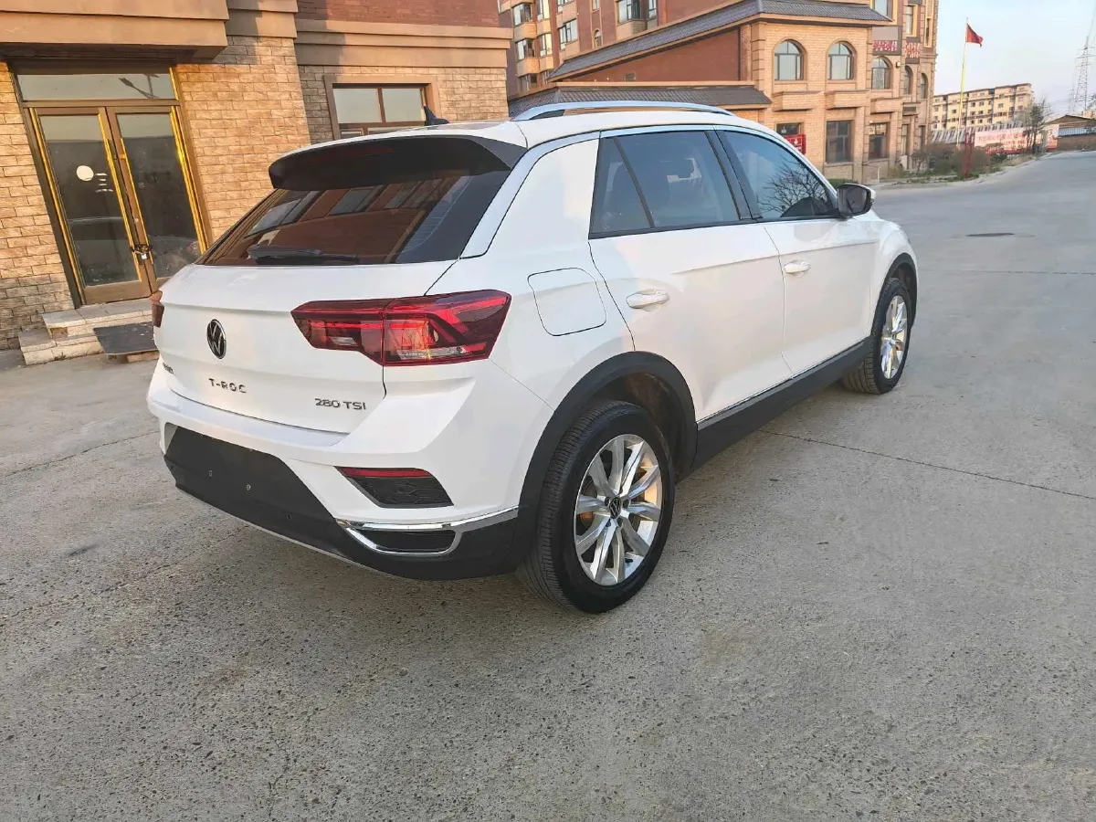2021 Volkswagen T-Roc 1.4T 150HP L4 7DCT,autocango,china used car exporter,china ev exporter,chinese used car exporter,chinese used ev exporter