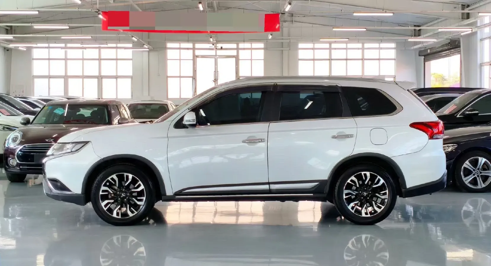 2019 Mitsubishi Outlander 2.0L 166HP L4 CVT,autocango,china used car exporter,china ev exporter,chinese used car exporter,chinese used ev exporter