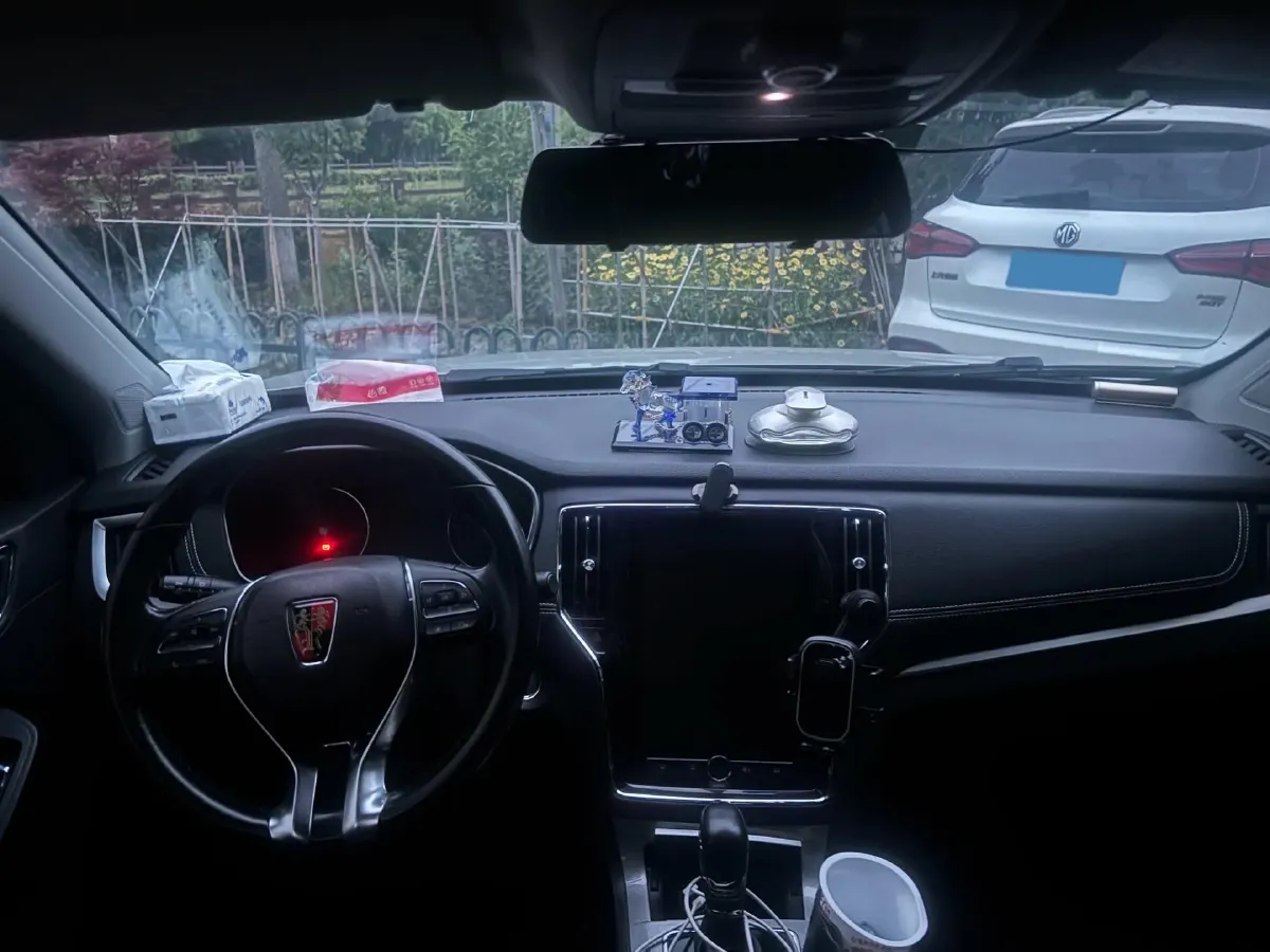 2020 Roewe i6 1.5T 169HP L4 7DCT,autocango,china used car exporter,china ev exporter,chinese used car exporter,chinese used ev exporter