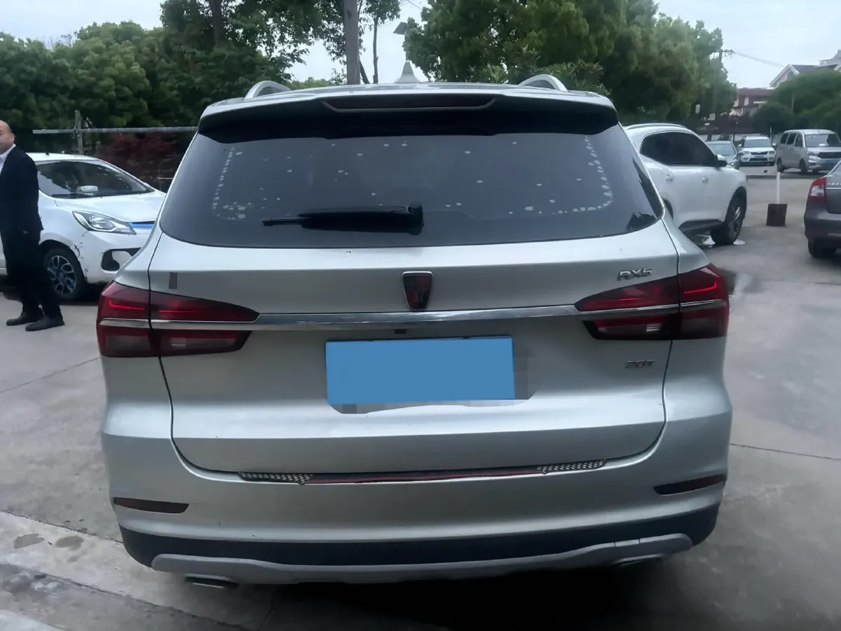 2020 Roewe i6 1.5T 169HP L4 7DCT,autocango,china used car exporter,china ev exporter,chinese used car exporter,chinese used ev exporter