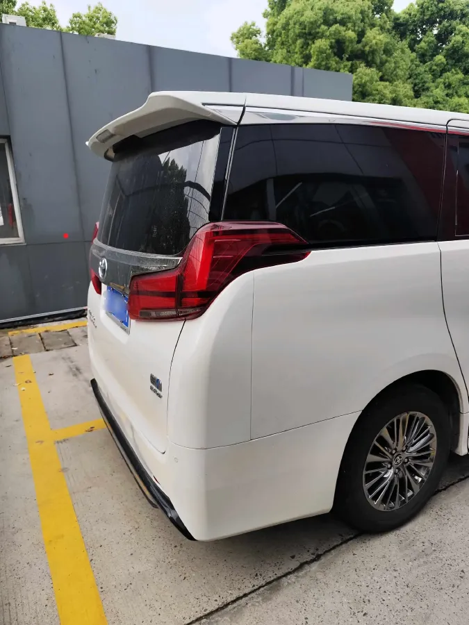 2023 Toyota Alphard 2.5L 117HP L4 E-CVT Hybrid,autocango,china used car exporter,china ev exporter,chinese used car exporter,chinese used ev exporter