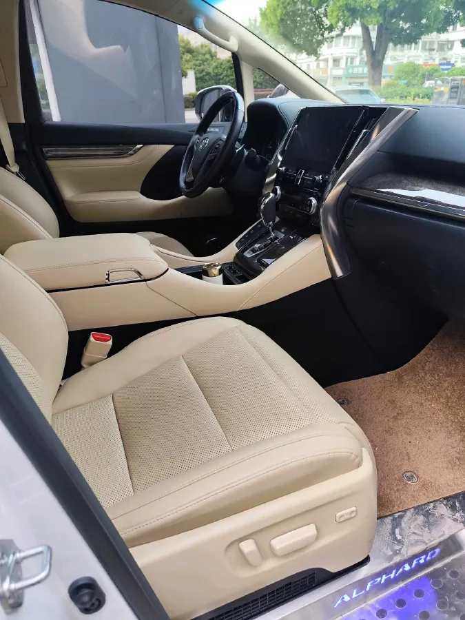 2023 Toyota Alphard 2.5L 117HP L4 E-CVT Hybrid,autocango,china used car exporter,china ev exporter,chinese used car exporter,chinese used ev exporter