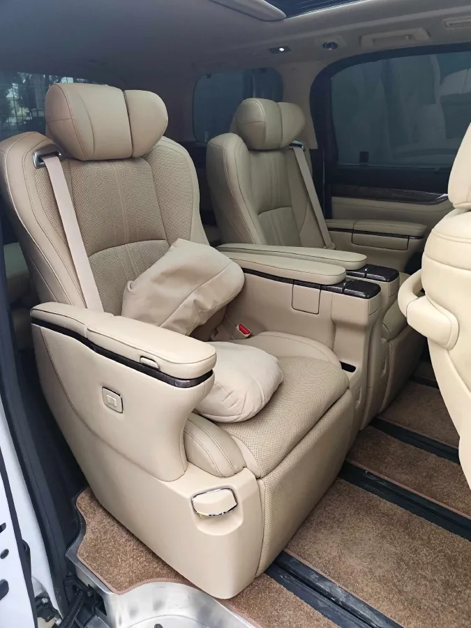 2023 Toyota Alphard 2.5L 117HP L4 E-CVT Hybrid,autocango,china used car exporter,china ev exporter,chinese used car exporter,chinese used ev exporter