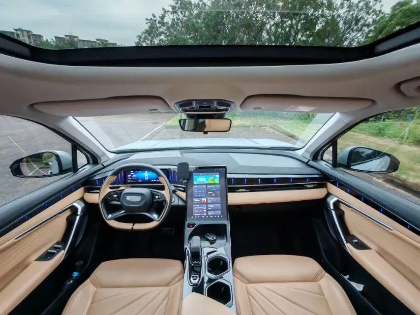 2023 Geely StarRay 1.5T 181HP L4 7DCT,autocango,china used car exporter,china ev exporter,chinese used car exporter,chinese used ev exporter