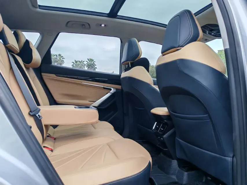 2023 Geely StarRay 1.5T 181HP L4 7DCT,autocango,china used car exporter,china ev exporter,chinese used car exporter,chinese used ev exporter