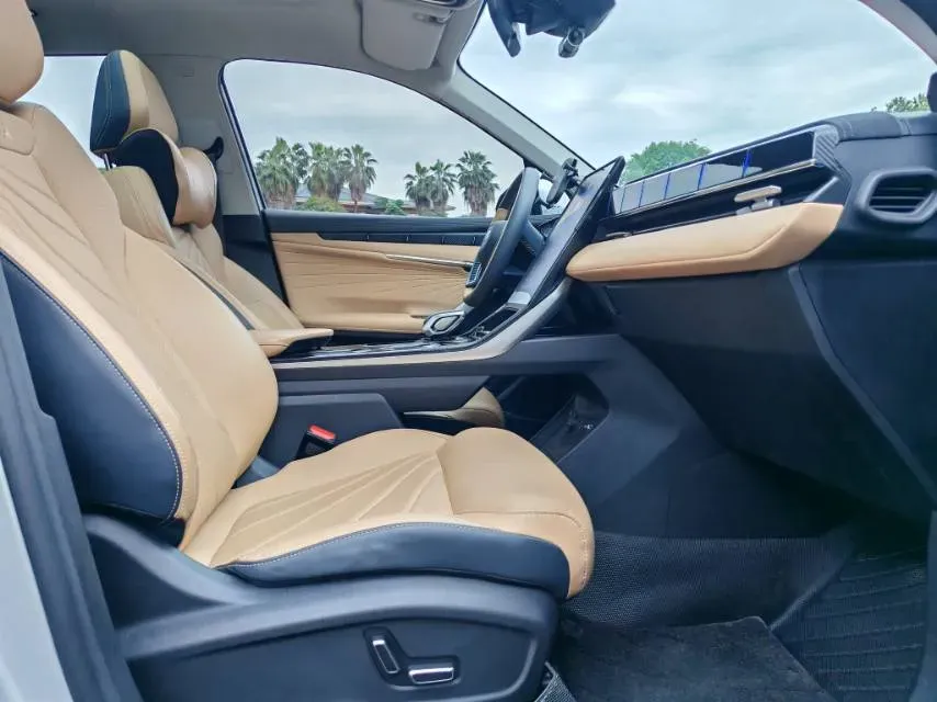 2023 Geely StarRay 1.5T 181HP L4 7DCT,autocango,china used car exporter,china ev exporter,chinese used car exporter,chinese used ev exporter