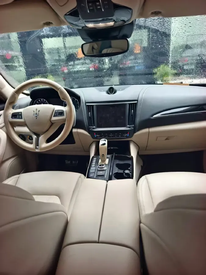 2021 Maserati Levante 3.0T 350HP V6 8AT,autocango,china used car exporter,china ev exporter,chinese used car exporter,chinese used ev exporter