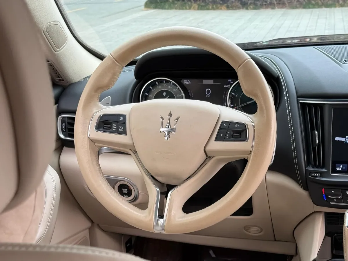 2021 Maserati Levante 3.0T 350HP V6 8AT,autocango,china used car exporter,china ev exporter,chinese used car exporter,chinese used ev exporter