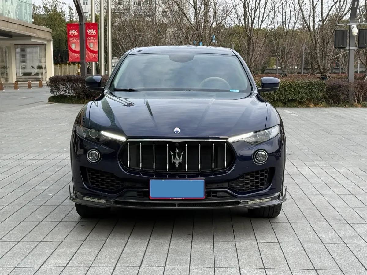2021 Maserati Levante 3.0T 350HP V6 8AT,autocango,china used car exporter,china ev exporter,chinese used car exporter,chinese used ev exporter