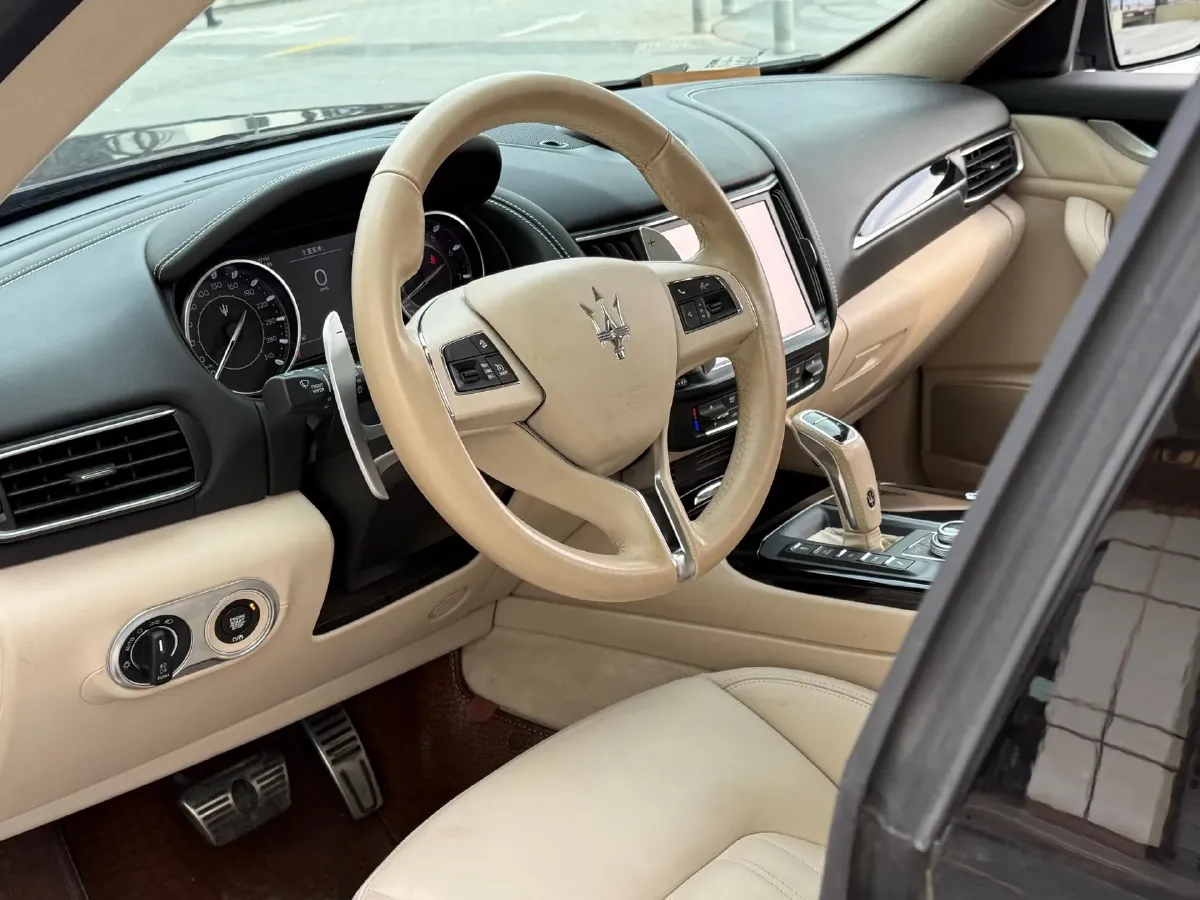 2021 Maserati Levante 3.0T 350HP V6 8AT,autocango,china used car exporter,china ev exporter,chinese used car exporter,chinese used ev exporter